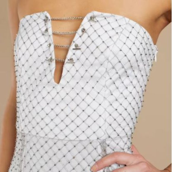 Tobi KAYLA WHITE EMBELLISHED BODYCON DRESS - Picture 3 of 5